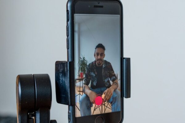 Reel-Dreh mit Smartphone auf Gimbal